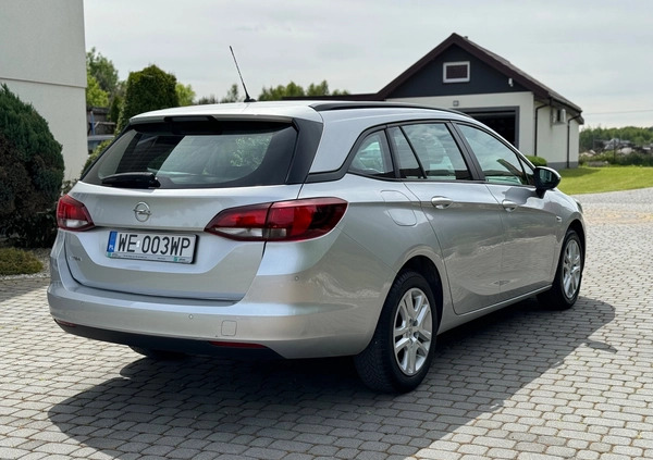Opel Astra cena 42900 przebieg: 139000, rok produkcji 2019 z Pajęczno małe 596